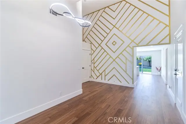 4122 Loma, Irvine, CA 92604 - #3
