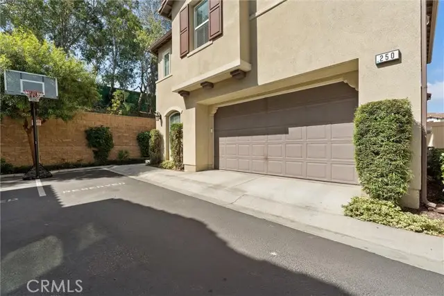 250 Ridgewood, Long Beach, CA 90805 - #2