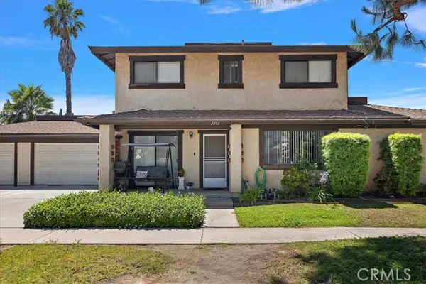 2210 Buffalo, Santa Ana, CA 92705