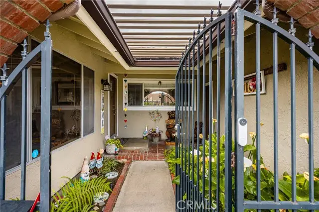 915 La Veta Avenue, Orange, CA 92866 - #2