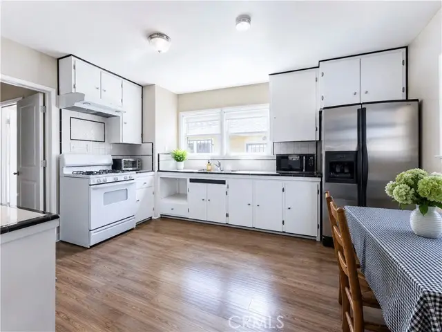 2010 Cameron, Long Beach, CA 90810 - #2