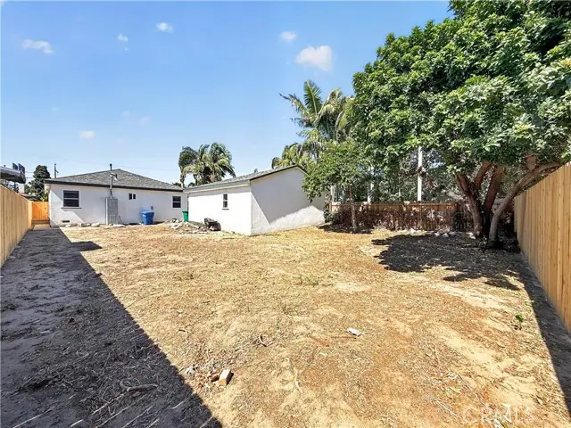 2010 Cameron, Long Beach, CA 90810 - #3