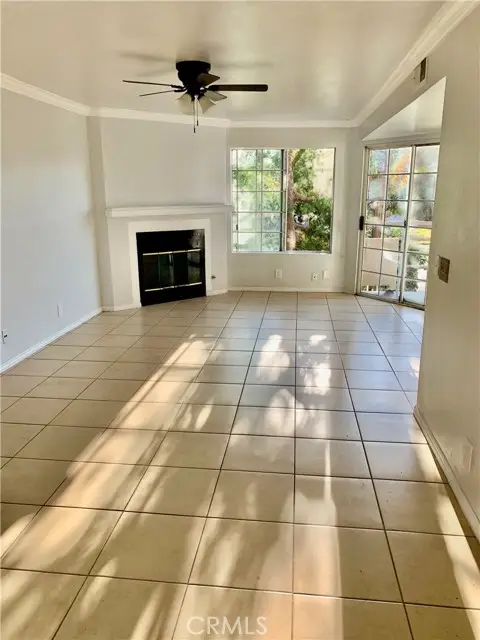 707 4th  #7, Long Beach, CA 90802