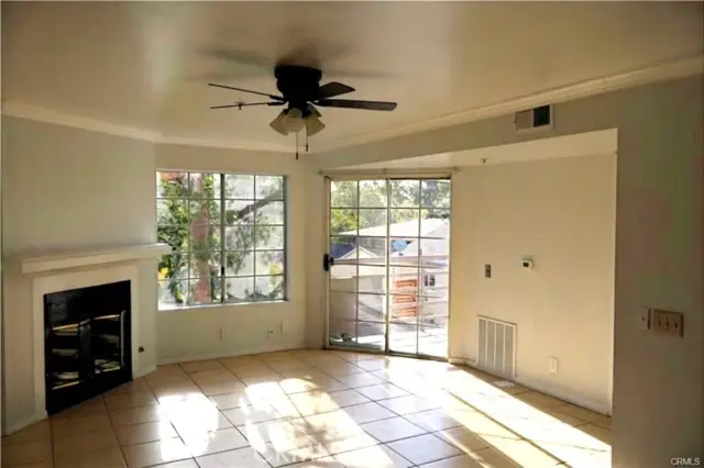 707 4th, Long Beach, CA 90802 - #2