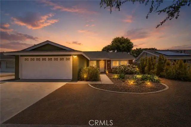 2858 Clark Avenue, Long Beach, CA 90815 - #1