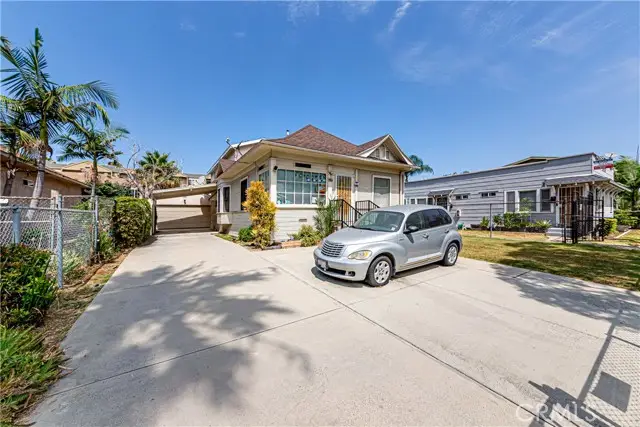1125 Linden Avenue, Long Beach, CA 90813 - #2