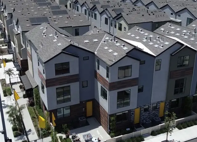 5876 Linden Ave #3, Long Beach, CA 90805 - #3