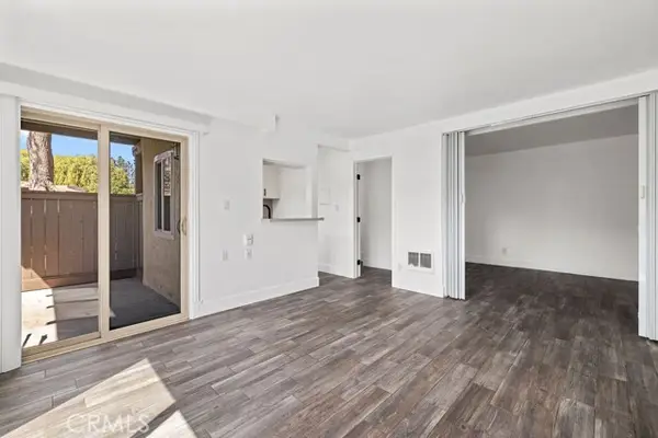 1345 Cabrillo Park, Santa Ana, CA 92701