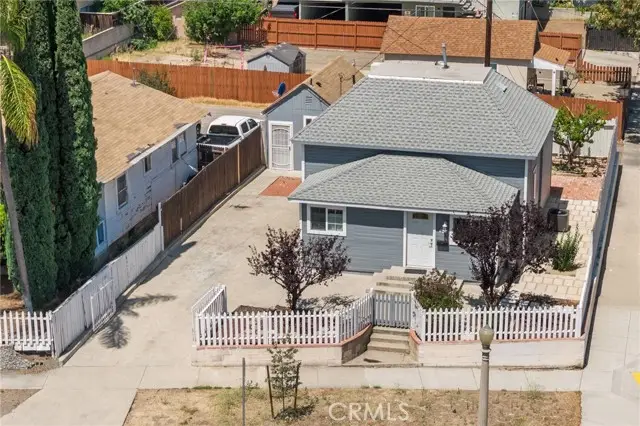 402 Grand, Corona, CA 92879 - #2