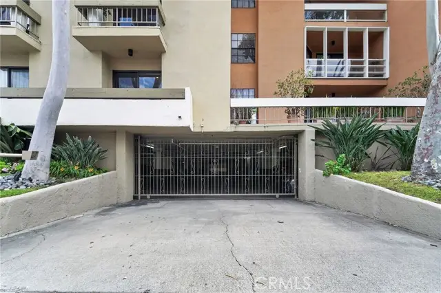 750 Kings  #114, West Hollywood, CA 90069 - #2