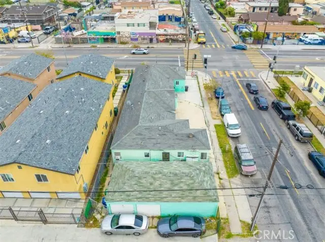 7527 Hoover Street, Los Angeles, CA 90044 - #3