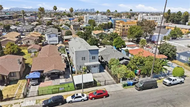 325 75th Street, Los Angeles, CA 90003 - #2