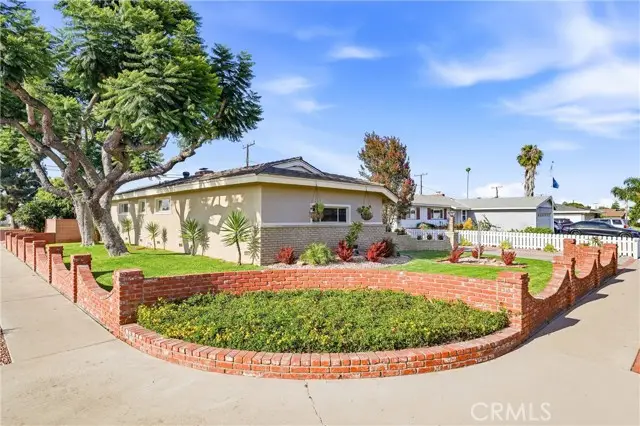 10051 Brookside Dr., Garden Grove, CA 92840 - #1