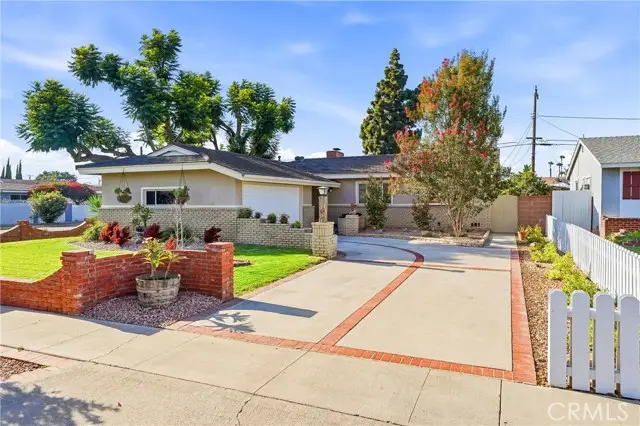 10051 Brookside Dr., Garden Grove, CA 92840 - #3