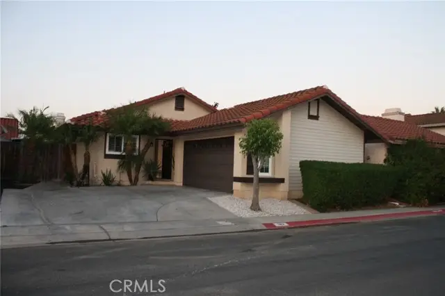187 Mistletoe Drive, Corona, CA 92879 - #3