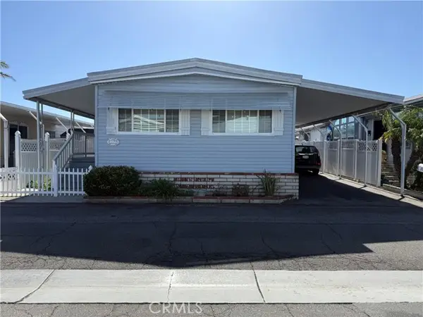 20701 Beach  #103, Huntington Beach, CA 92648