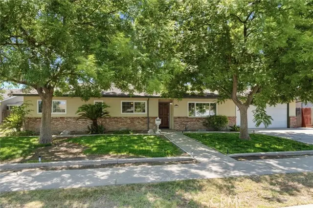 417 Magnolia, Hanford, CA 93230 - #3