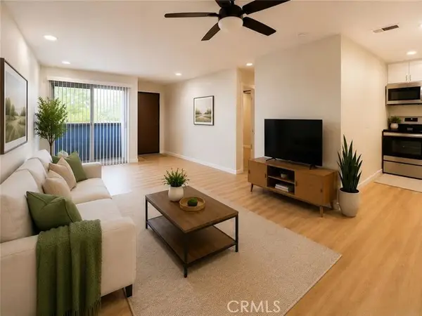 2825 Los Felices  #205, Palm Springs, CA 92262