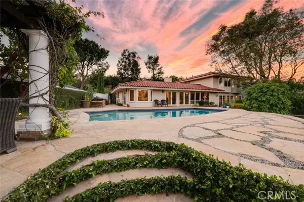 10432 Mira Vista Drive, Santa Ana, CA 92705