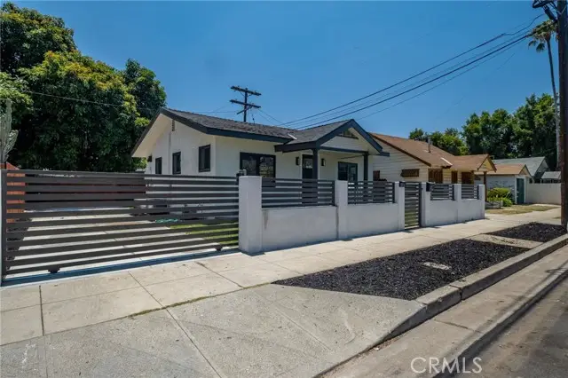 3516 Montclair Street, Los Angeles, CA 90018 - #3