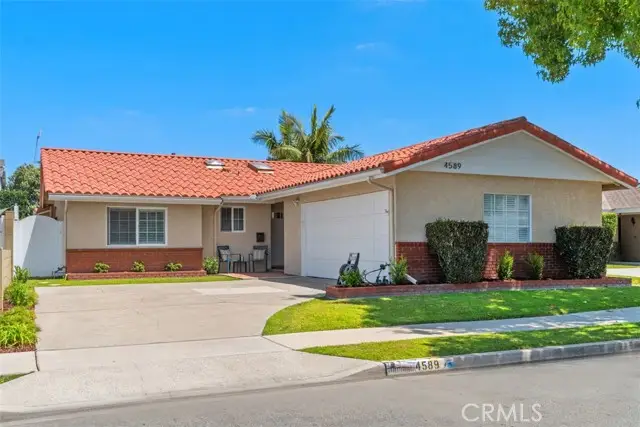 4589 Hazelnut Avenue, Seal Beach, CA 90740 - #1