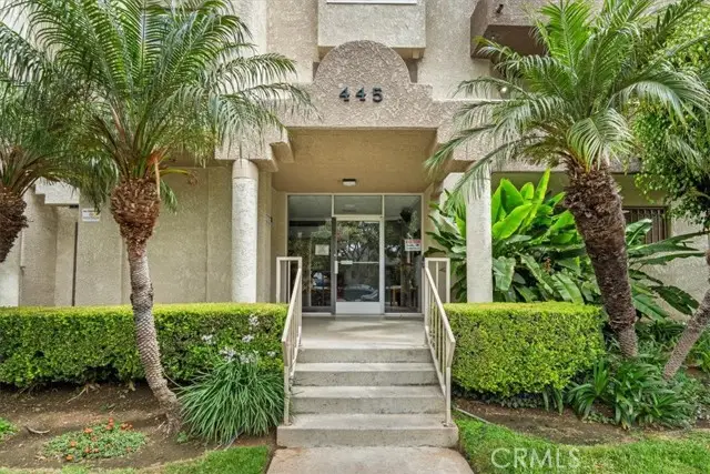 445 6th, Long Beach, CA 90802 - #1