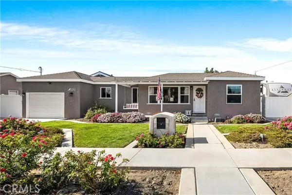 4582 Howard Avenue, Los Alamitos, CA 90720