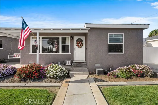 4582 Howard Avenue, Los Alamitos, CA 90720 - #3