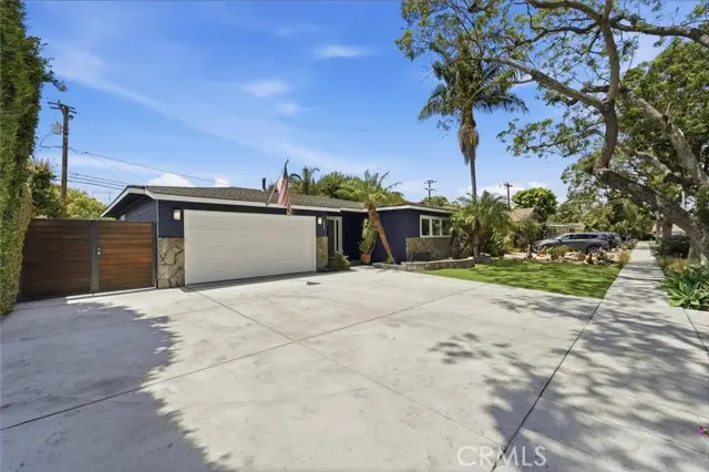 1842 Stevely Avenue, Long Beach, CA 90815 - #2
