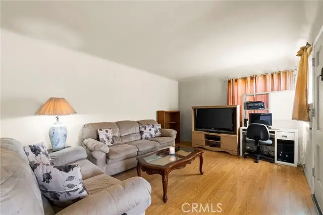2725 Adriatic Avenue, Long Beach, CA 90810 - #3