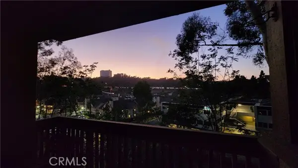 8860 Villa La Jolla Drive  #215, La Jolla, CA 92037