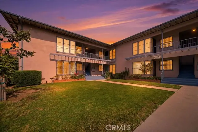 5651 Clemson Street, Los Angeles, CA 90016 - #2