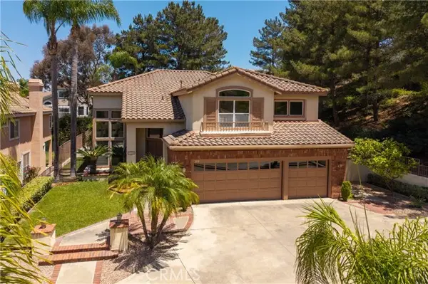 970 Barton Court, Anaheim, CA 92808