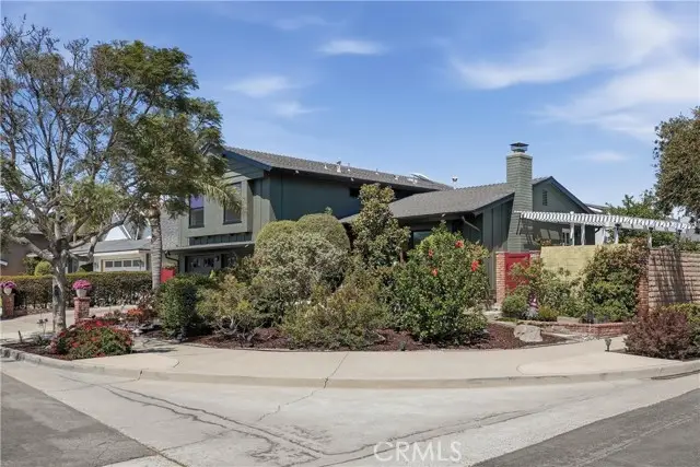 17432 Almelo Lane, Huntington Beach, CA 92649 - #2