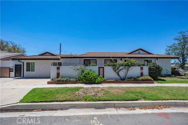 1980 Vuelta Grande, Long Beach, CA 90815 - #3