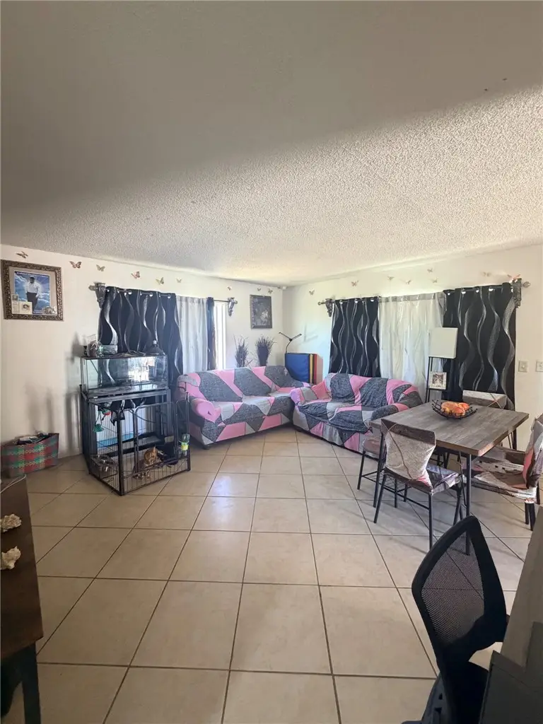 18265 Larkspur, Adelanto, CA 92301 - #2