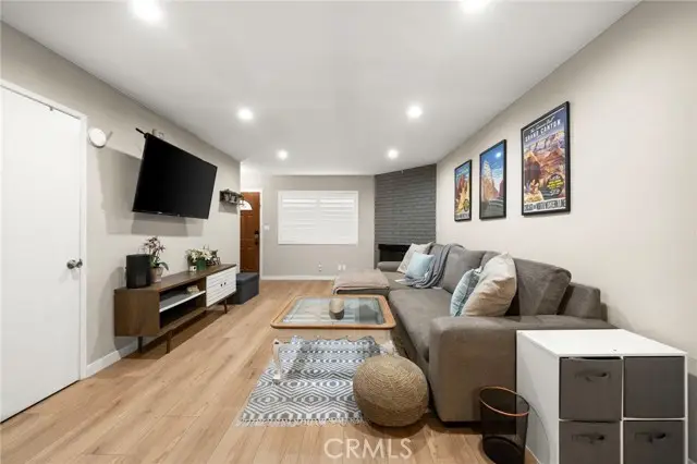 2452 Chelsea Place  #M, Santa Monica, CA 90404 - #1
