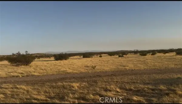 0 0, Edwards, CA 93523