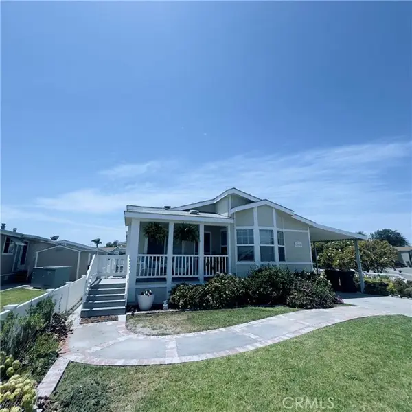 11 Pine Via, Anaheim, CA 92801