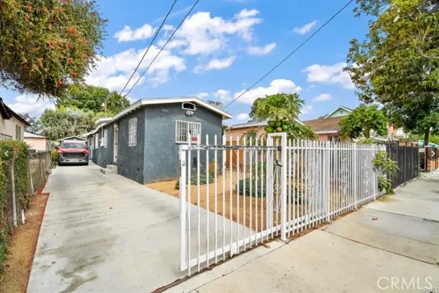 8917 Beach Street, Los Angeles, CA 90002 - #1