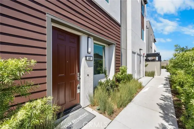 669 Lyon Street, Santa Ana, CA 92705 - #3