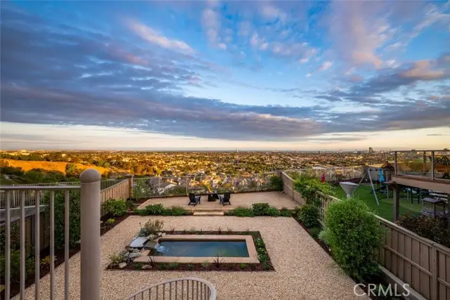 2212 Sea Ridge, Signal Hill, CA 90755 - #2