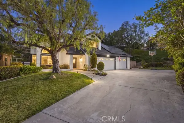 29005 Santiago Peak Lane, Trabuco Canyon, CA 92679