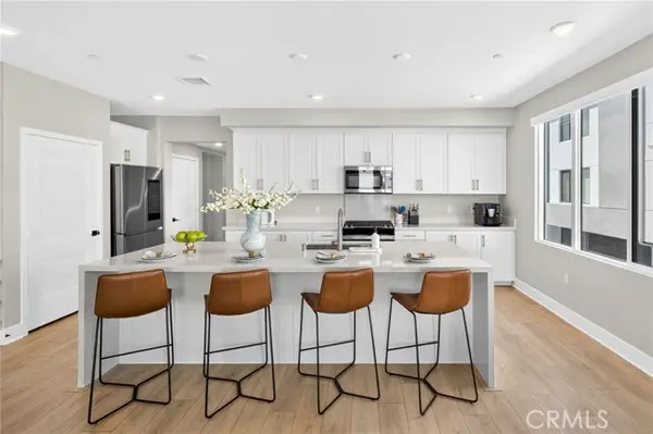 16289 Dawn  #209, Tustin, CA 92782