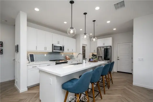 500 Motif, Anaheim, CA 92805 - #3