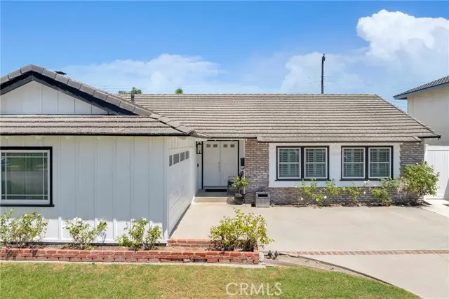 10462 Christopher St., Cypress, CA 90630 - #1