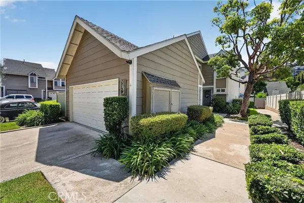 5037 Almond Avenue  #32, Orange, CA 92869