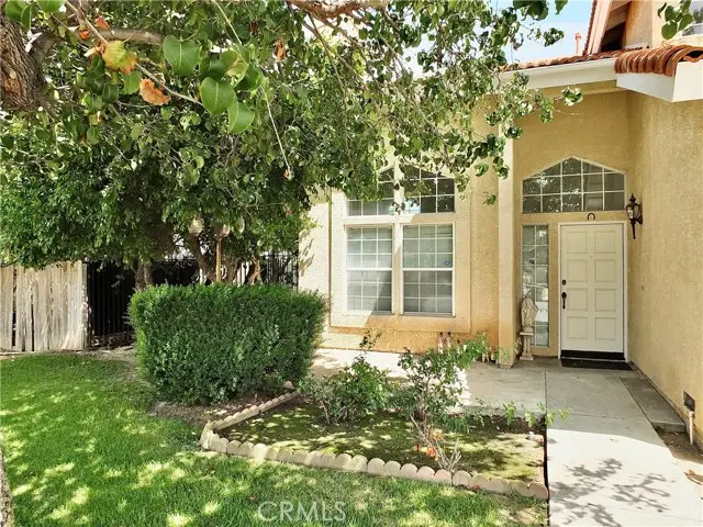 998 Garnet, Pomona, CA 91766 - #2