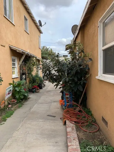 717 77th, Los Angeles, CA 90044 - #2