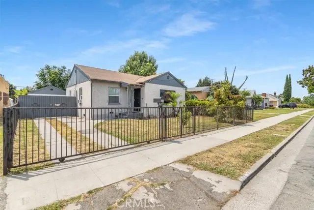322 School Street, Compton, CA 90220 - #1